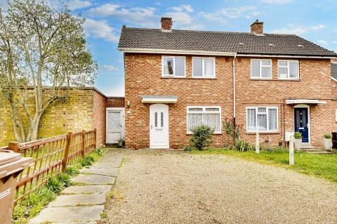 View Full Details for Bahram Close, Newmarket, CB8 - EAID:4037033056, BID:e22d2fe2-cd8a-4ee5-877e-aff44adbf8aa