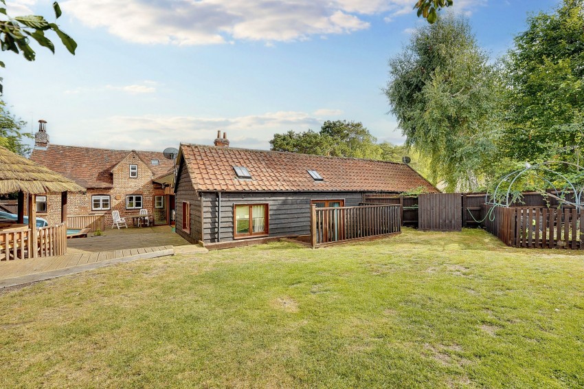 Images for Little Green, Cheveley, CB8 EAID:4037033056 BID:e22d2fe2-cd8a-4ee5-877e-aff44adbf8aa