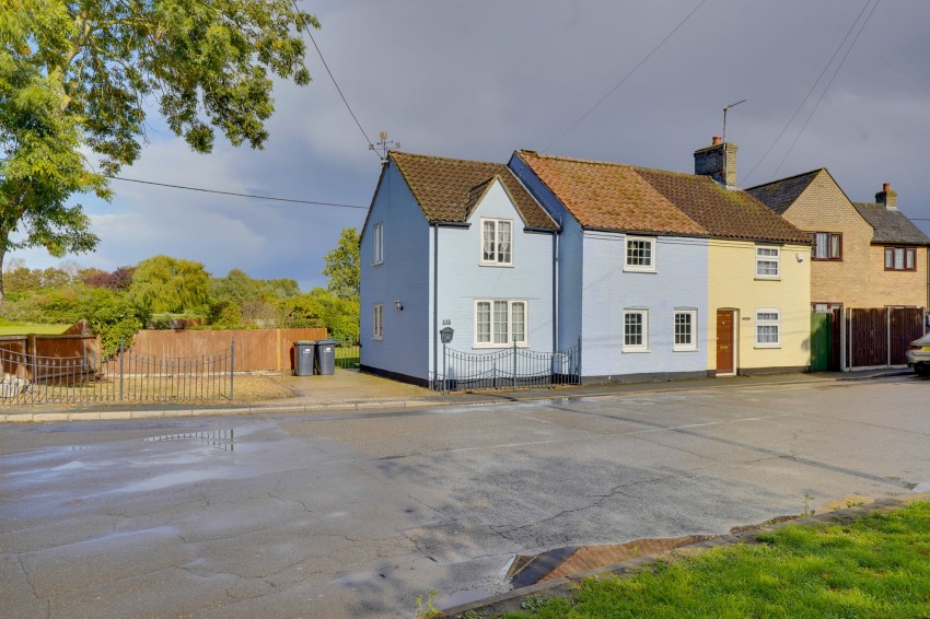 Images for Brook Street, Soham, CB7 EAID:4037033056 BID:e22d2fe2-cd8a-4ee5-877e-aff44adbf8aa