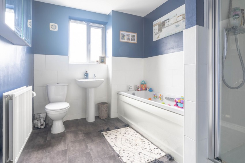 Images for Bourneys Manor Close, Willingham, CB24 EAID:4037033056 BID:e9c2a2d5-4edb-4404-af16-967a1de68210