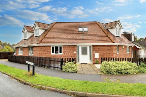 View Full Details for Paget Place, Newmarket, CB8 - EAID:4037033056, BID:e22d2fe2-cd8a-4ee5-877e-aff44adbf8aa
