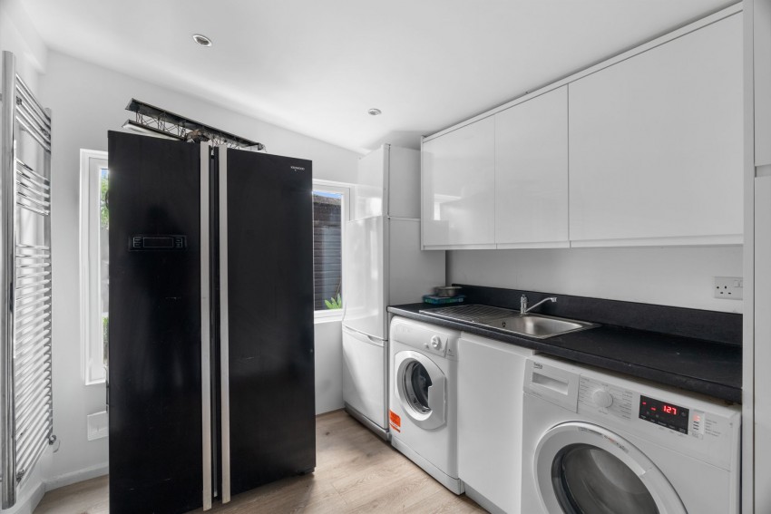 Images for Arbury Road, Cambridge, CB4 EAID:4037033056 BID:df7a2b8e-b283-433c-96bc-9990089caf32