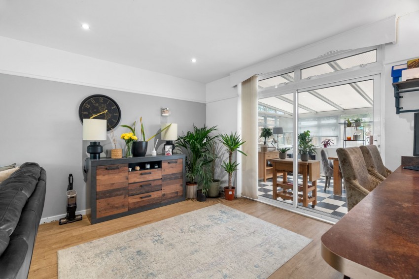 Images for Arbury Road, Cambridge, CB4 EAID:4037033056 BID:df7a2b8e-b283-433c-96bc-9990089caf32