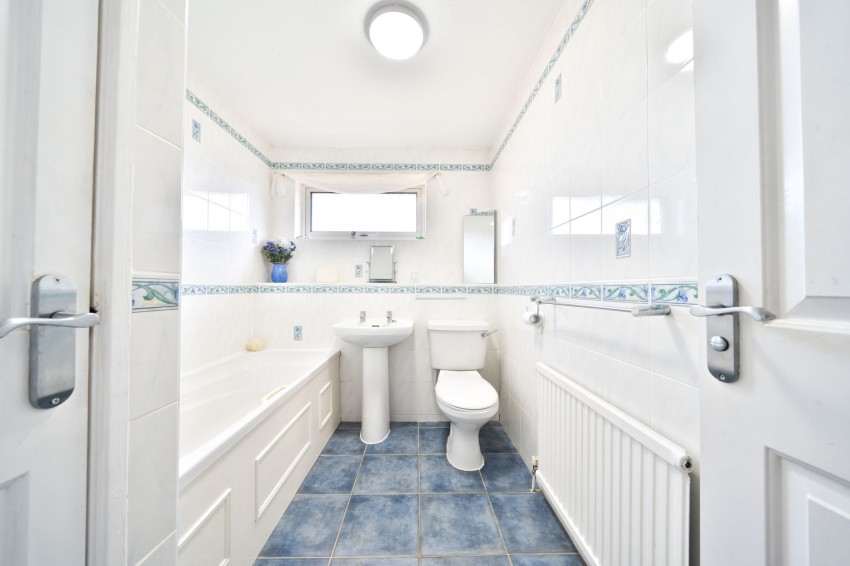 Images for Stonefield, Bar Hill, CB23 EAID:4037033056 BID:e9c2a2d5-4edb-4404-af16-967a1de68210
