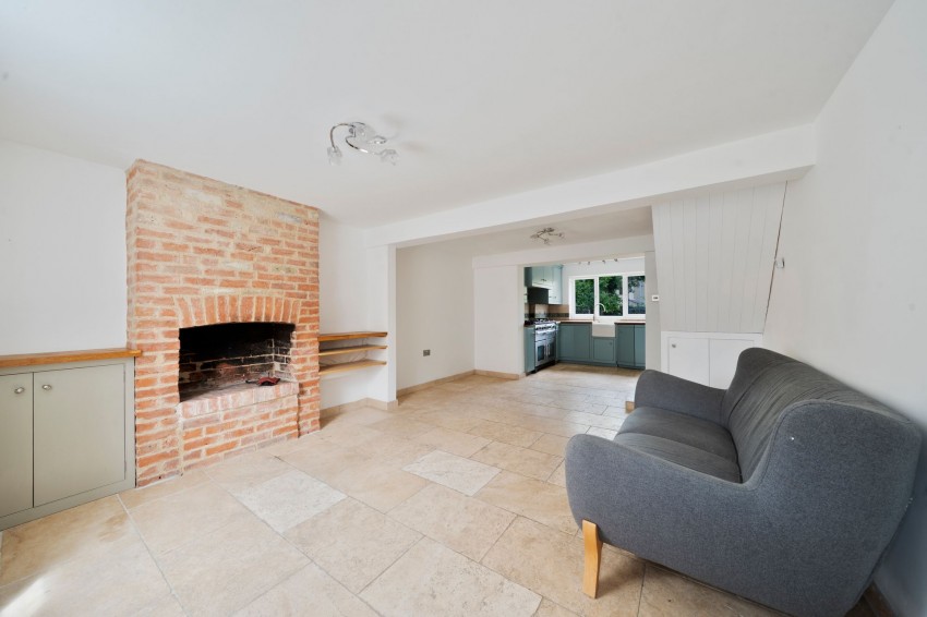 Images for High Street, Swavesey, CB24 EAID:4037033056 BID:e9c2a2d5-4edb-4404-af16-967a1de68210