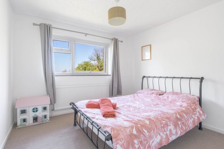 Images for St. Michaels, Longstanton, CB24 EAID:4037033056 BID:e9c2a2d5-4edb-4404-af16-967a1de68210