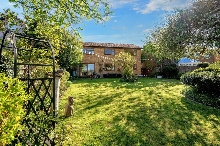 Images for St. Michaels, Longstanton, CB24 EAID:4037033056 BID:e9c2a2d5-4edb-4404-af16-967a1de68210