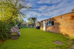 Images for Whitegates, Newmarket, CB8