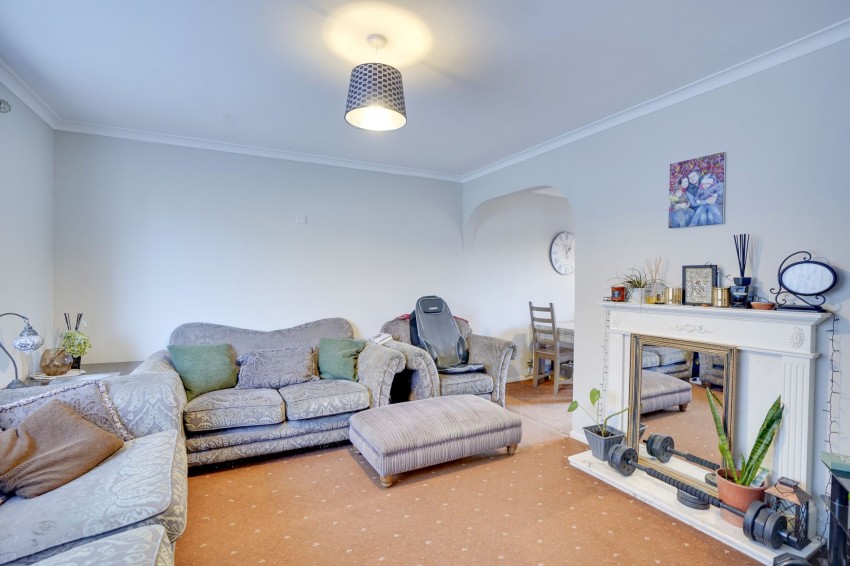 Images for Whitegates, Newmarket, CB8 EAID:4037033056 BID:e22d2fe2-cd8a-4ee5-877e-aff44adbf8aa