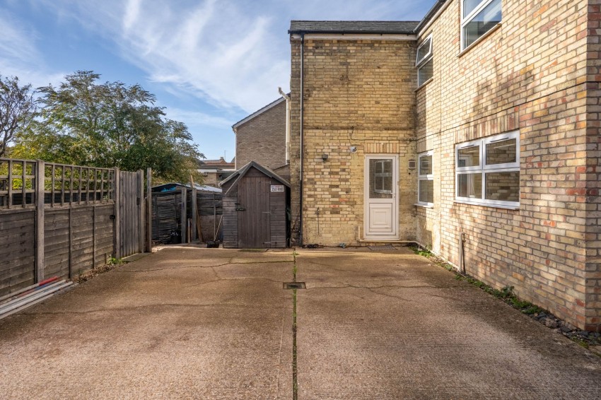 Images for Rooks Street, Cottenham, CB24 EAID:4037033056 BID:e9c2a2d5-4edb-4404-af16-967a1de68210