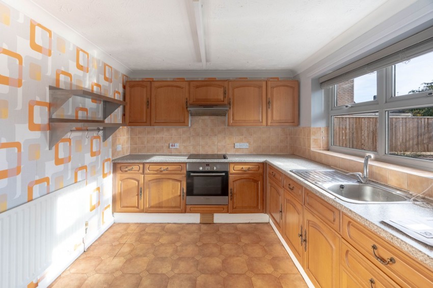 Images for Rooks Street, Cottenham, CB24 EAID:4037033056 BID:e9c2a2d5-4edb-4404-af16-967a1de68210