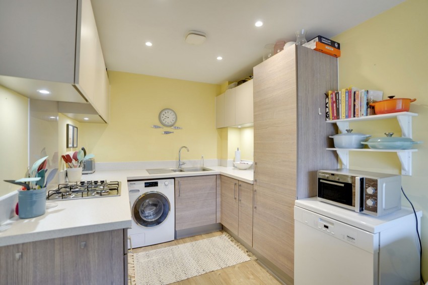 Images for Dandelion Crescent, Red Lodge, IP28 EAID:4037033056 BID:e22d2fe2-cd8a-4ee5-877e-aff44adbf8aa