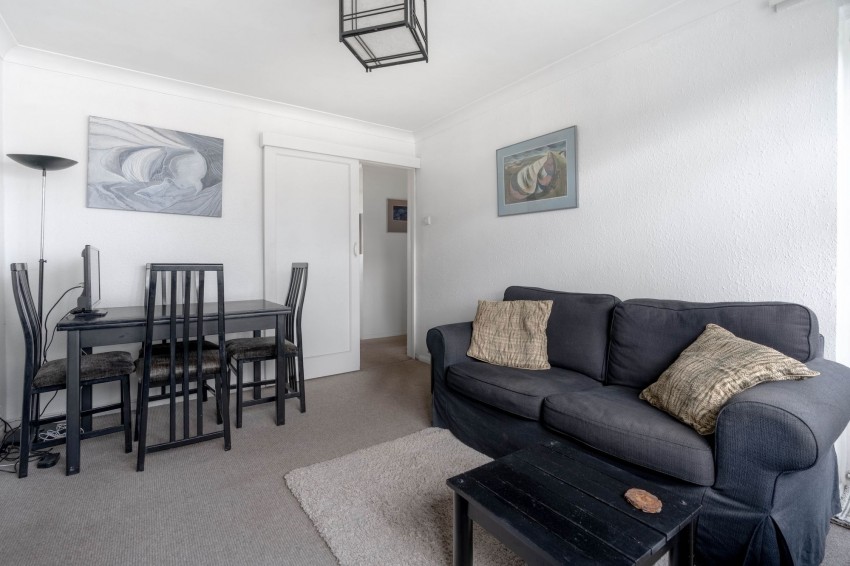 Images for Coles Road, Milton, CB24 EAID:4037033056 BID:df7a2b8e-b283-433c-96bc-9990089caf32