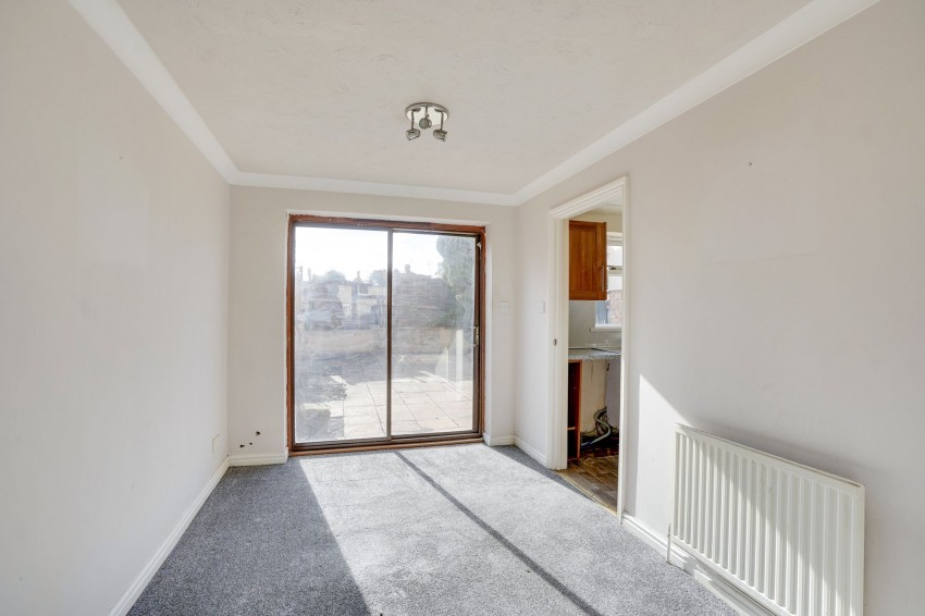 Images for Oxford Street, Exning, CB8 EAID:4037033056 BID:e22d2fe2-cd8a-4ee5-877e-aff44adbf8aa