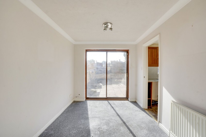 Images for Oxford Street, Exning, CB8 EAID:4037033056 BID:e22d2fe2-cd8a-4ee5-877e-aff44adbf8aa