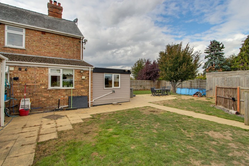 Images for School Road, Terrington St. John, PE14 EAID:4037033056 BID:1d497ef6-e698-4427-833a-3b42529ac059