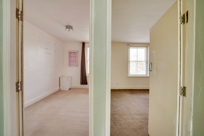 Images for St. Marys Square, Newmarket, CB8 EAID:4037033056 BID:e22d2fe2-cd8a-4ee5-877e-aff44adbf8aa