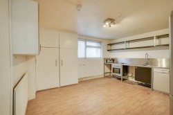 Images for St. Marys Square, Newmarket, CB8