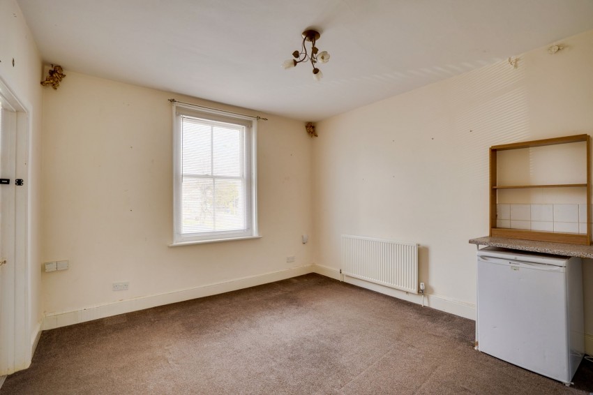 Images for St. Marys Square, Newmarket, CB8 EAID:4037033056 BID:e22d2fe2-cd8a-4ee5-877e-aff44adbf8aa