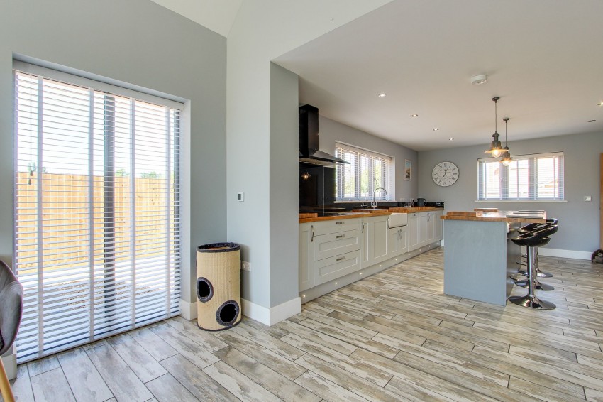 Images for Burrett Road, Wisbech, PE13 EAID:4037033056 BID:1d497ef6-e698-4427-833a-3b42529ac059