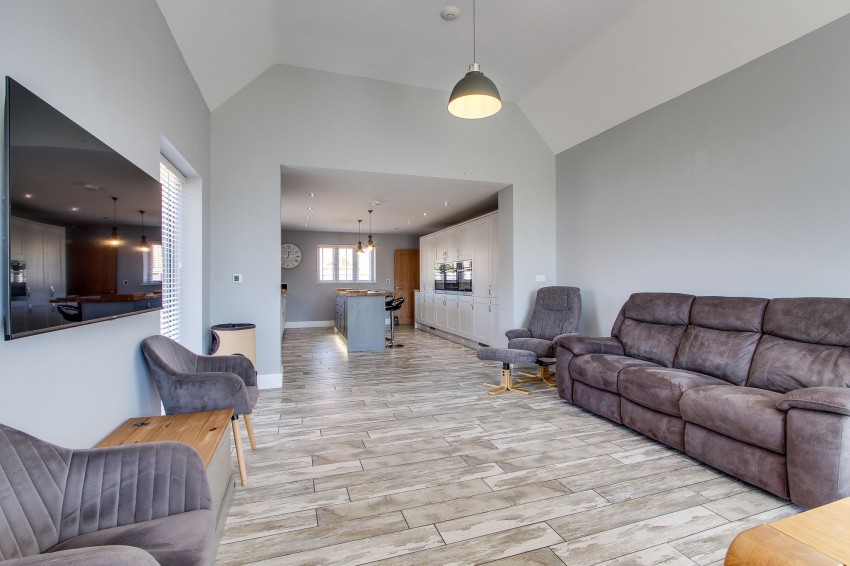 Images for Burrett Road, Wisbech, PE13 EAID:4037033056 BID:1d497ef6-e698-4427-833a-3b42529ac059