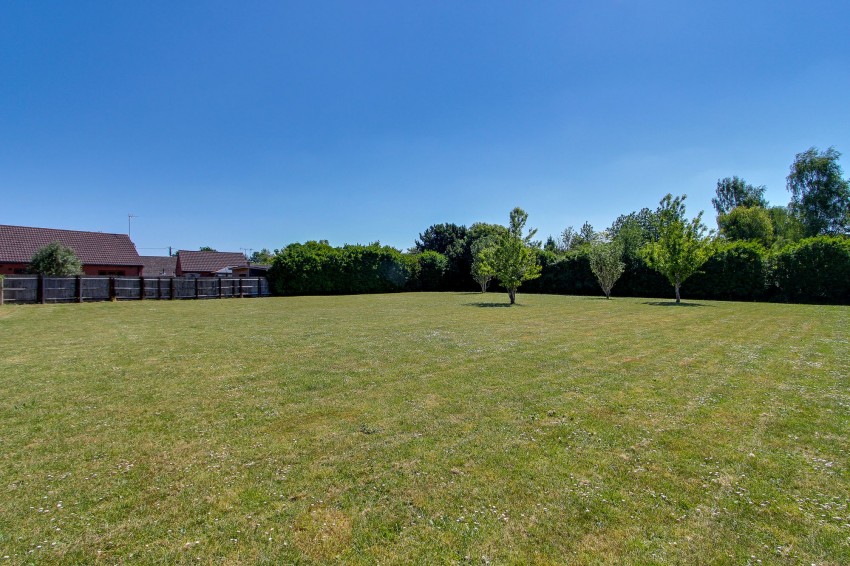 Images for Burrett Road, Wisbech, PE13 EAID:4037033056 BID:1d497ef6-e698-4427-833a-3b42529ac059