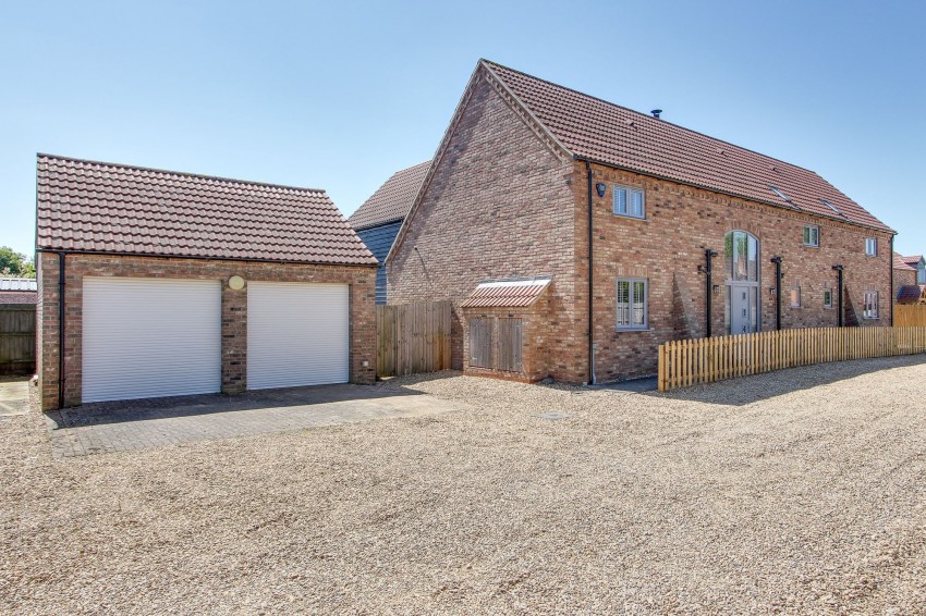 Images for Burrett Road, Wisbech, PE13 EAID:4037033056 BID:1d497ef6-e698-4427-833a-3b42529ac059