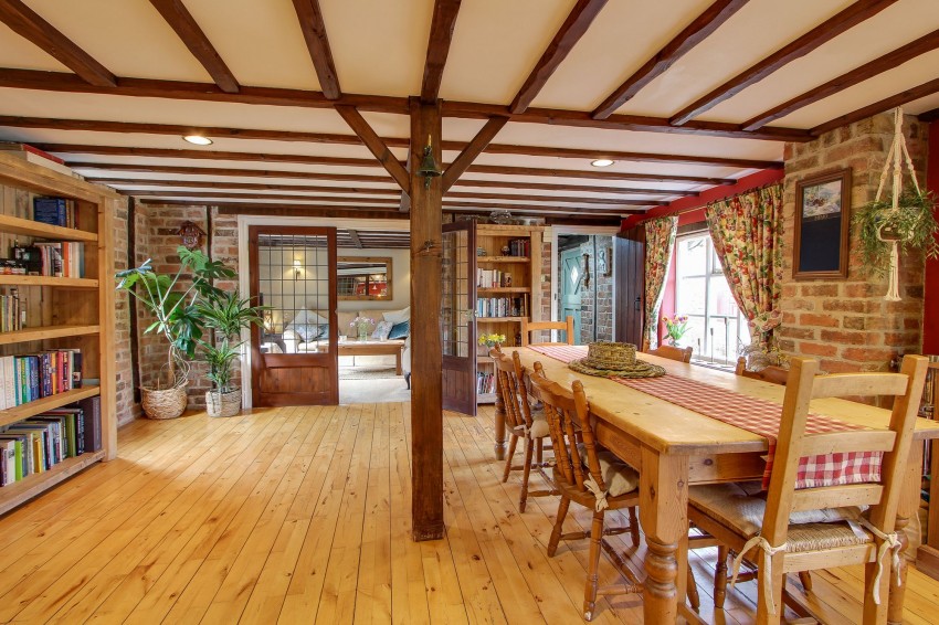 Images for 31 Norfolk Street, Wimblington, PE15 EAID:4037033056 BID:1d497ef6-e698-4427-833a-3b42529ac059