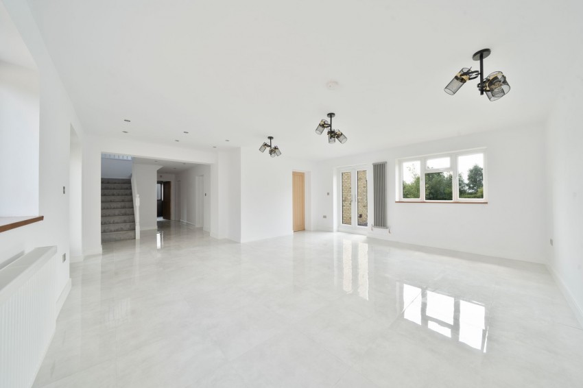 Images for Twentypence Road, Cottenham, CB24 EAID:4037033056 BID:e9c2a2d5-4edb-4404-af16-967a1de68210