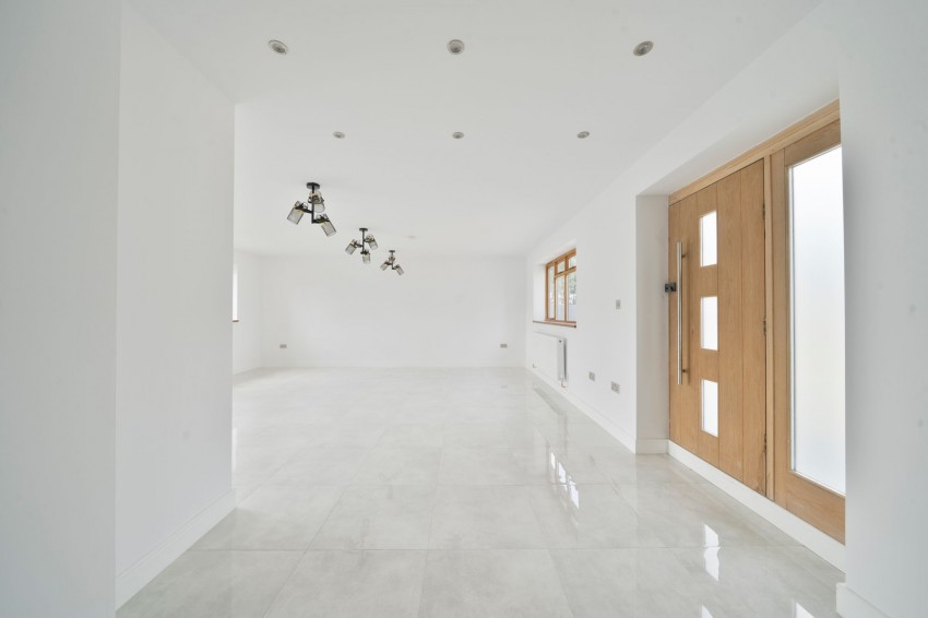 Images for Twentypence Road, Cottenham, CB24 EAID:4037033056 BID:e9c2a2d5-4edb-4404-af16-967a1de68210