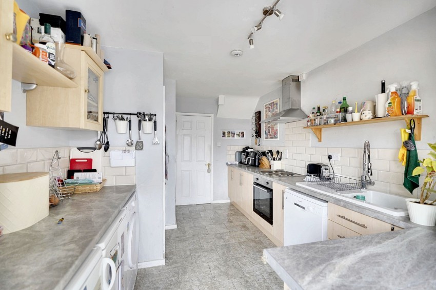 Images for George Lambton Avenue, Newmarket, CB8 EAID:4037033056 BID:e22d2fe2-cd8a-4ee5-877e-aff44adbf8aa