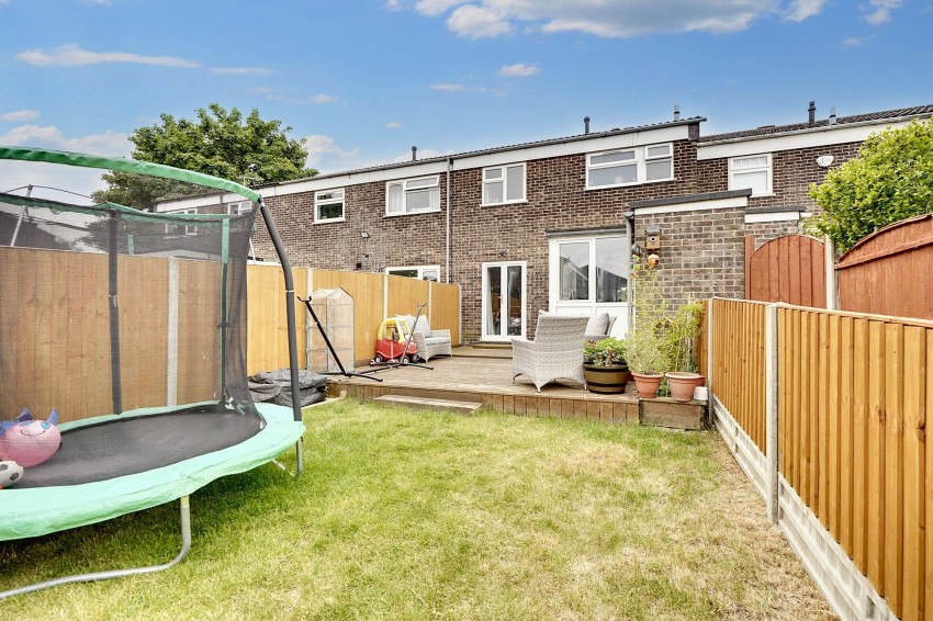 Images for George Lambton Avenue, Newmarket, CB8 EAID:4037033056 BID:e22d2fe2-cd8a-4ee5-877e-aff44adbf8aa