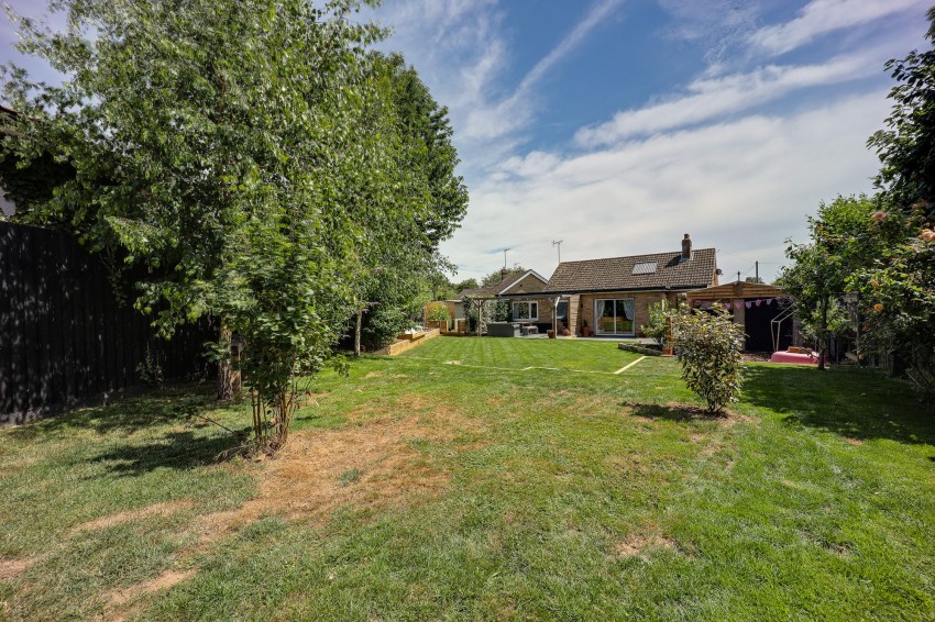 Images for Elmfield Drive, Elm, PE14 EAID:4037033056 BID:1d497ef6-e698-4427-833a-3b42529ac059