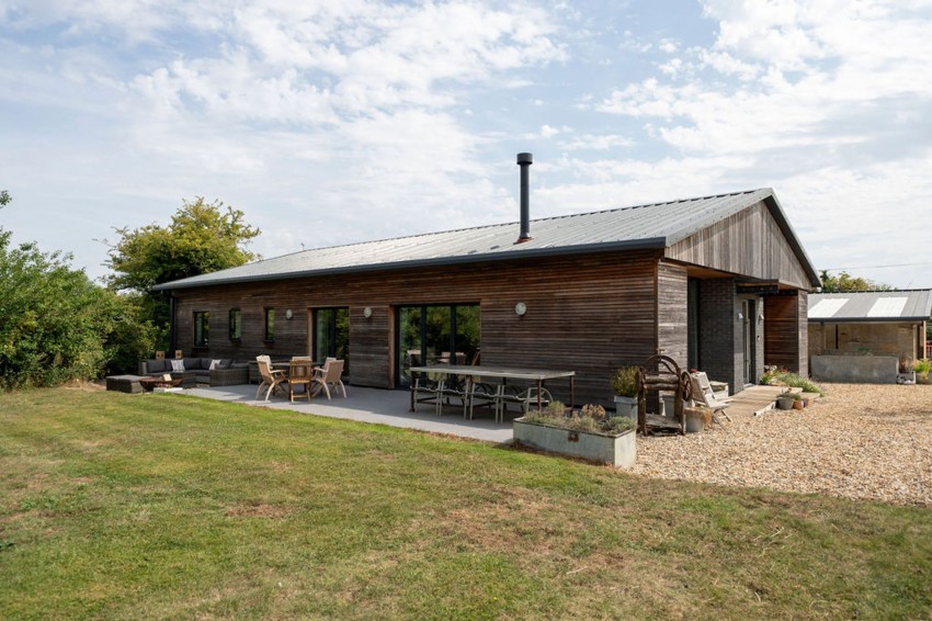 Images for Twentypence Road, Cottenham, CB24 EAID:4037033056 BID:e9c2a2d5-4edb-4404-af16-967a1de68210