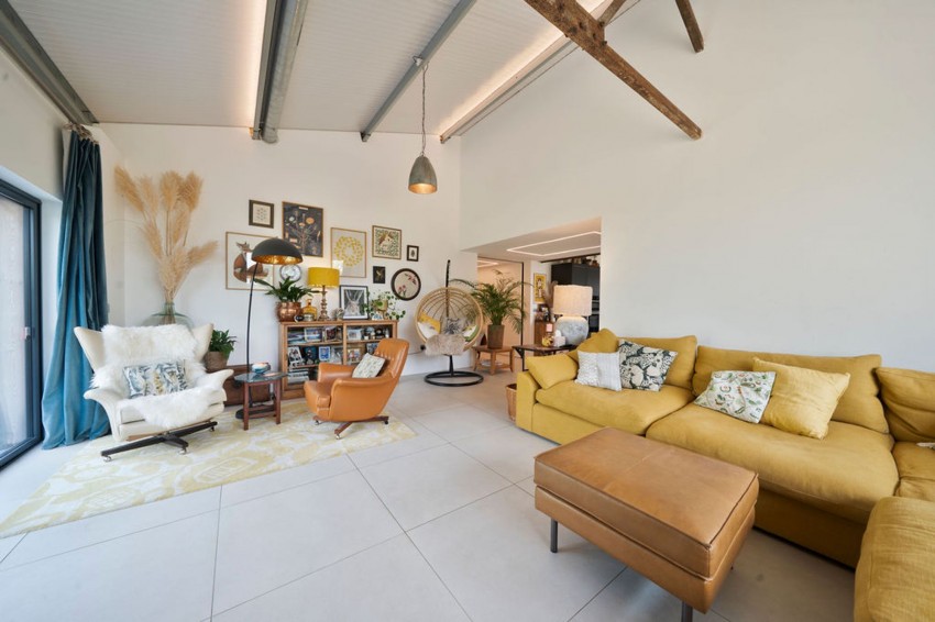Images for Twentypence Road, Cottenham, CB24 EAID:4037033056 BID:e9c2a2d5-4edb-4404-af16-967a1de68210