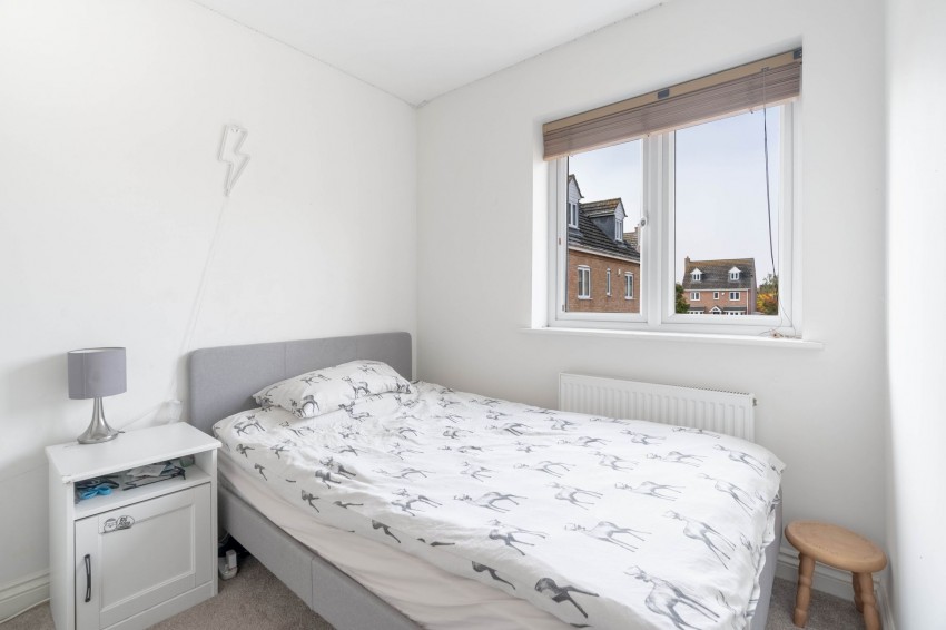 Images for Collingwood Drive, Longstanton, CB24 EAID:4037033056 BID:e9c2a2d5-4edb-4404-af16-967a1de68210