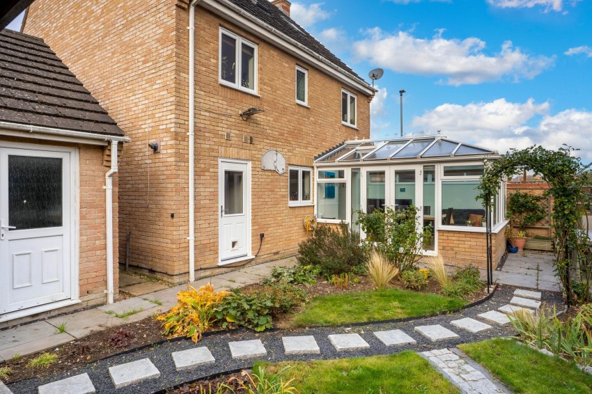 Images for Collingwood Drive, Longstanton, CB24 EAID:4037033056 BID:e9c2a2d5-4edb-4404-af16-967a1de68210