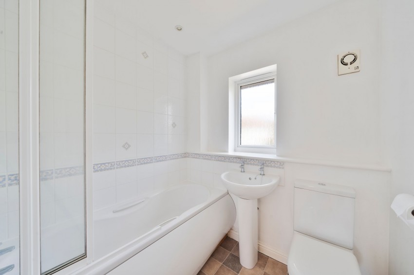 Images for Moat Way, Swavesey, CB24 EAID:4037033056 BID:e9c2a2d5-4edb-4404-af16-967a1de68210