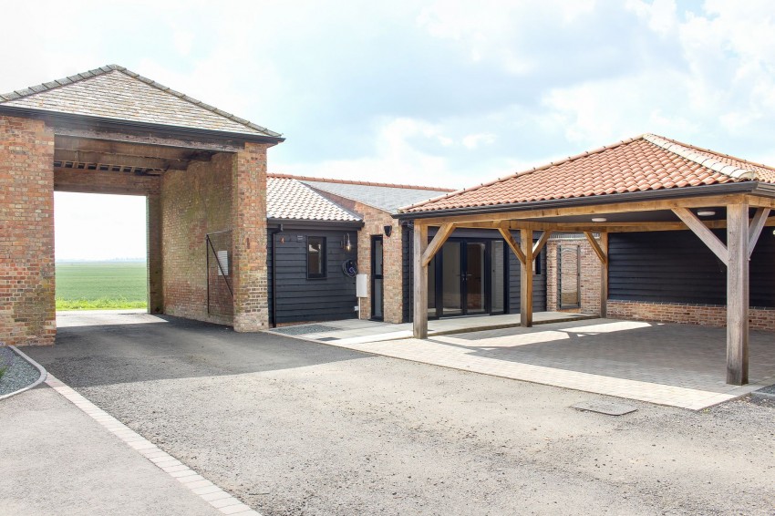 Images for Coldham Bank, March, PE15 EAID:4037033056 BID:1d497ef6-e698-4427-833a-3b42529ac059
