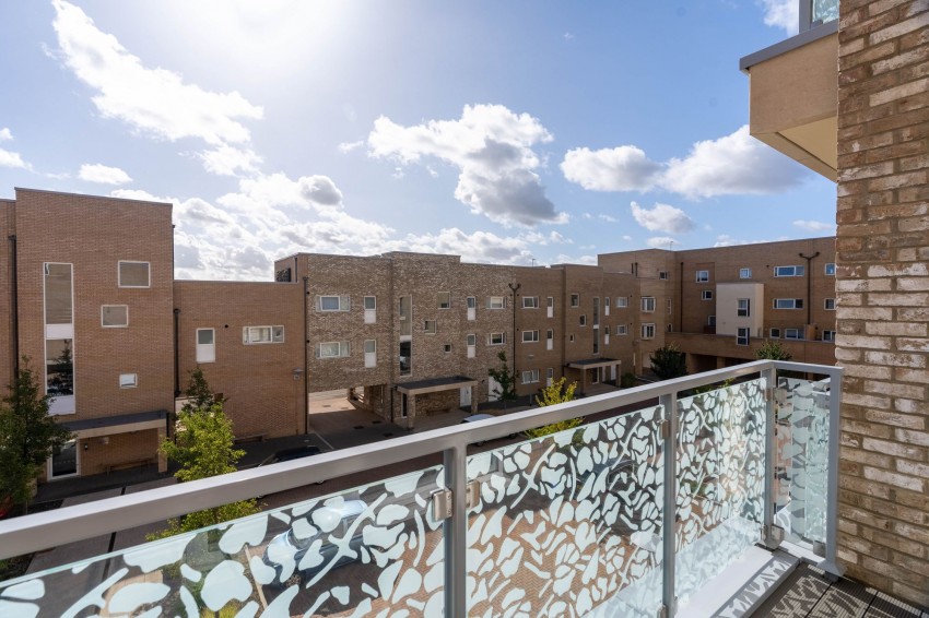 Images for Galton Road, Cambridge, CB3 EAID:4037033056 BID:df7a2b8e-b283-433c-96bc-9990089caf32