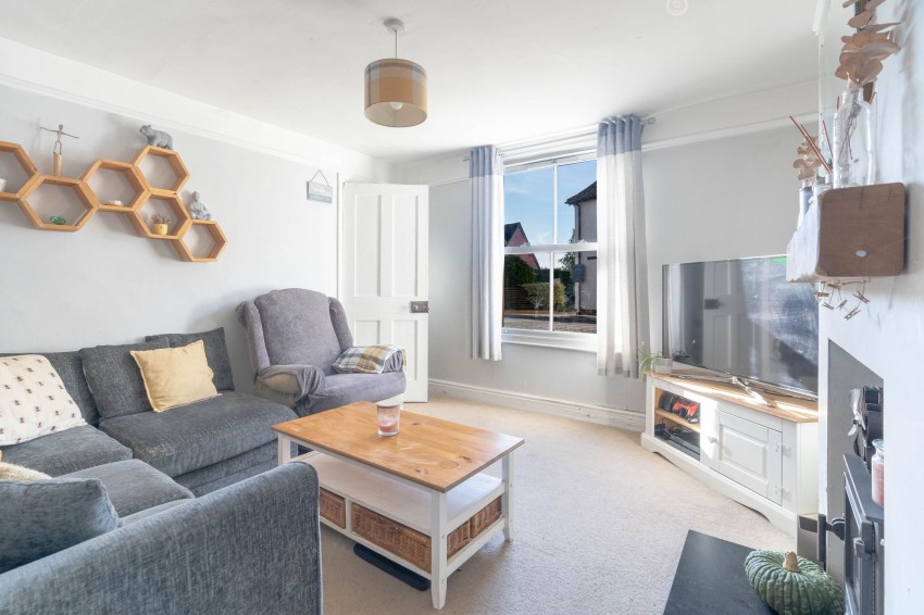 Images for High Street, Earith, PE28 EAID:4037033056 BID:e9c2a2d5-4edb-4404-af16-967a1de68210