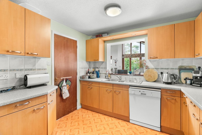 Images for The Rowans, Milton, CB24 EAID:4037033056 BID:df7a2b8e-b283-433c-96bc-9990089caf32