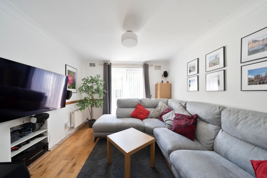 Images for Barnwell Road, Cambridge, CB5 EAID:4037033056 BID:df7a2b8e-b283-433c-96bc-9990089caf32