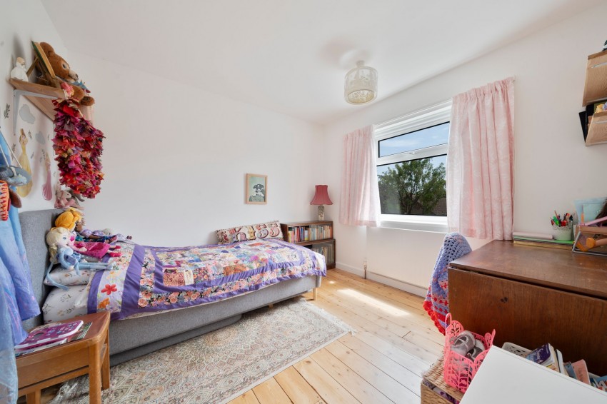 Images for Rooks Street, Cottenham, CB24 EAID:4037033056 BID:e9c2a2d5-4edb-4404-af16-967a1de68210