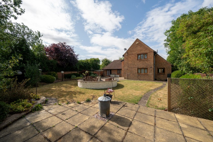 Images for High Street, Fen Ditton, CB5 EAID:4037033056 BID:df7a2b8e-b283-433c-96bc-9990089caf32