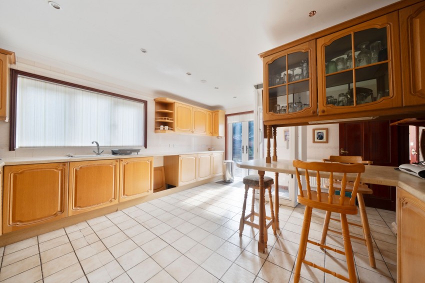 Images for High Street, Fen Ditton, CB5 EAID:4037033056 BID:df7a2b8e-b283-433c-96bc-9990089caf32