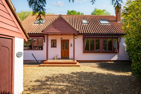 View Full Details for Meadow Lane, Linton, CB21 - EAID:4037033056, BID:2f5b1148-b901-4d34-9e72-64b6a96df570