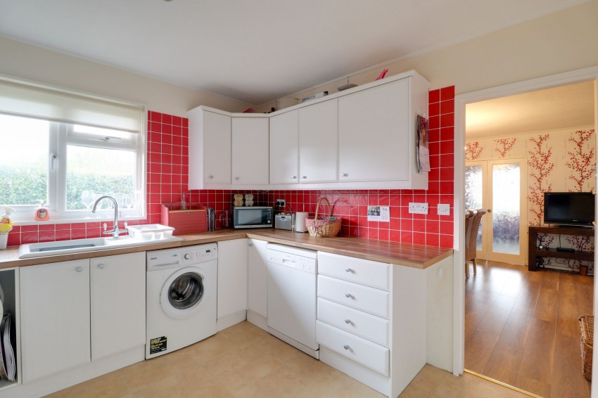 Images for Holland Park, Cheveley, CB8 EAID:4037033056 BID:e22d2fe2-cd8a-4ee5-877e-aff44adbf8aa