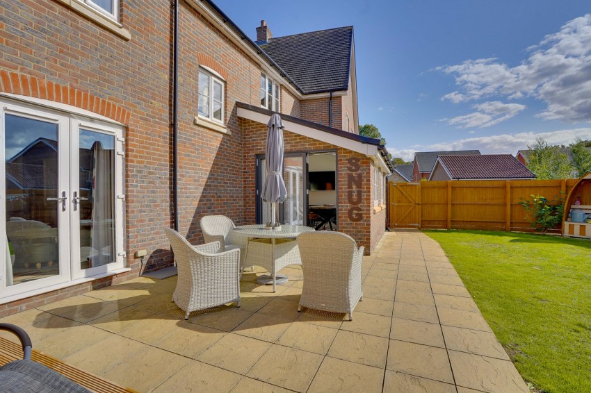 Images for St. Marys Road, Kentford, CB8 EAID:4037033056 BID:e22d2fe2-cd8a-4ee5-877e-aff44adbf8aa