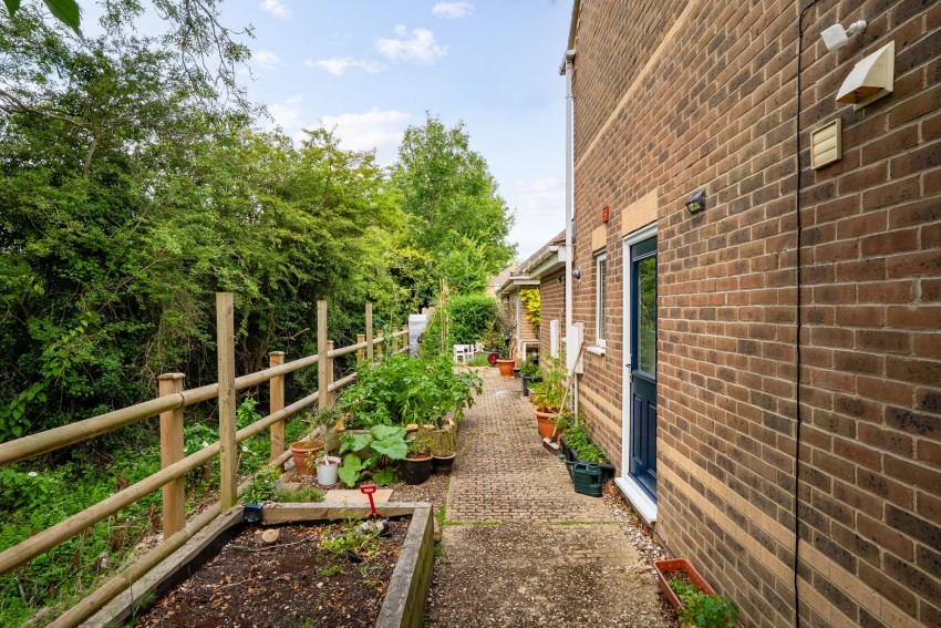 Images for Brookfield Road, Sawston, CB22 EAID:4037033056 BID:2f5b1148-b901-4d34-9e72-64b6a96df570